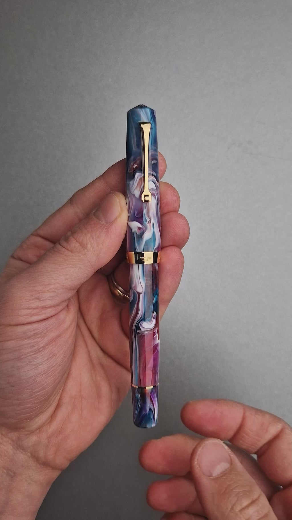 Leonardo Momento Magico Fantasie Primary Manipulation 1 Lite Fountain Pen | EndlessPens